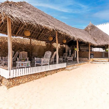 Hotel Jumbo Club Watamu Esterno foto