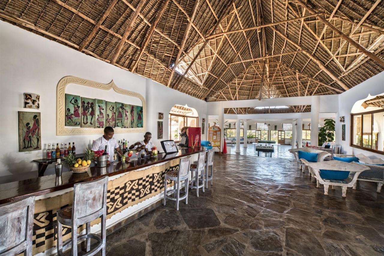 Hotel Jumbo Club Watamu Esterno foto