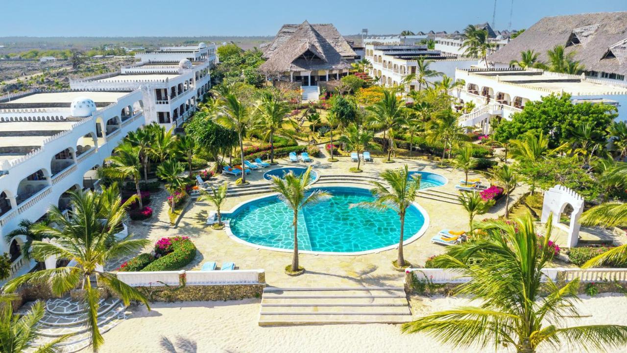 Hotel Jumbo Club Watamu Esterno foto